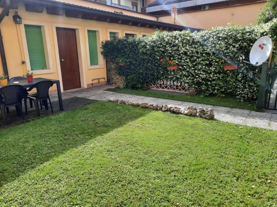 La Casa Di Davide Con Giardino E Garage Apartment Verona Exterior photo